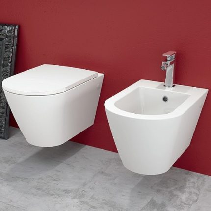 con wc rimless monoblocco e copriwc soft-close