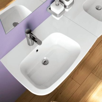 Lavabo da appoggio rettangolare 41x41 in ceramica con predisposizione per  miscelatore modello paola